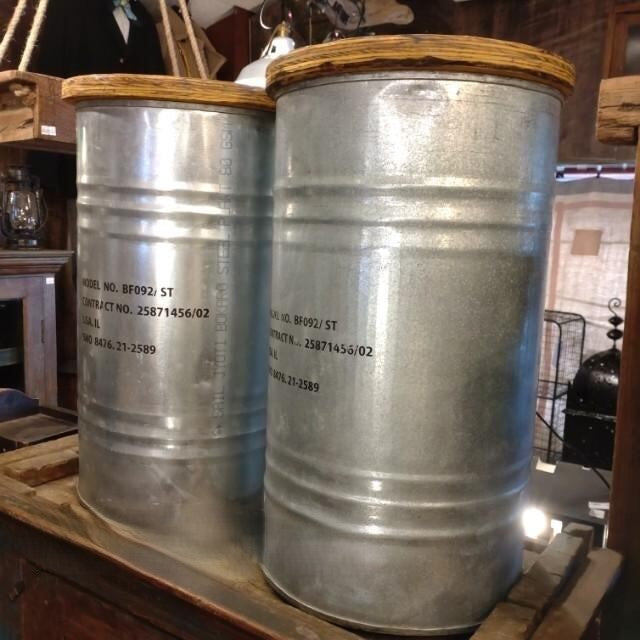 ドラム缶スツール　シルバー　スツール　椅子　缶　木蓋　ラウンド　スチール　ウッド　ストレージ　インダストリアル　ヴィンテージ　