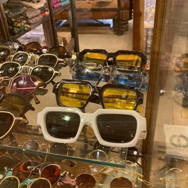 TOPANGA Accessory トップカラースクエアサングラス　全4色　ホワイト　レッド　ブルー　グリーン　伊達眼鏡　だてメガネ　レディース　メンズ　UV400