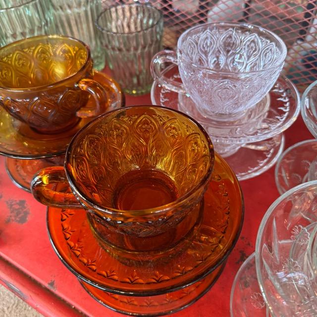 ガラス カップ & ソーサー フィオーレ　クリア　ソーダガラス　食器　アンティーク　レトロ　キッチン　ダイニング　花柄装飾　海外　モーニング