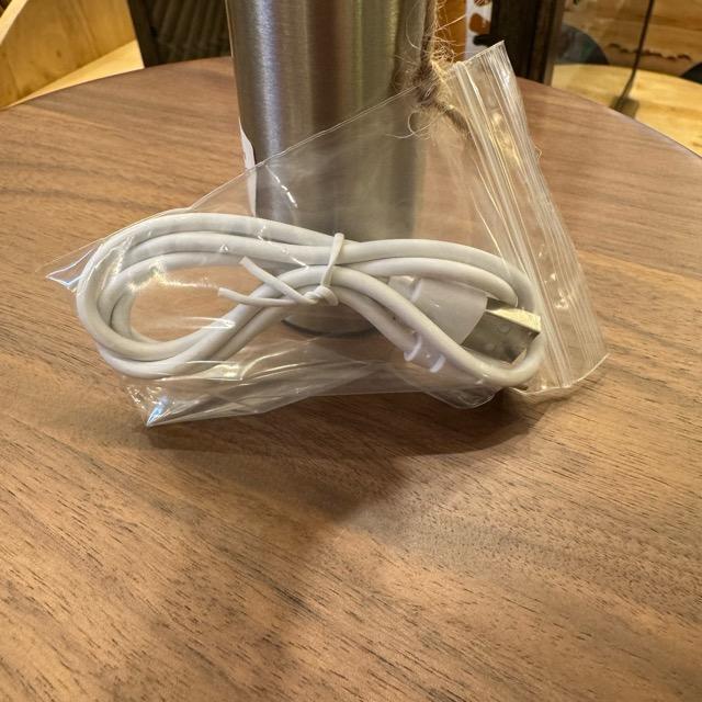 Topanga Lighting　モダンスリムタッチランプ　全3色　タッチセンサー　LEDランプ　スタンドランプ　明るさ調整　テーブルランプ　寝室ランプ　デスクランプ