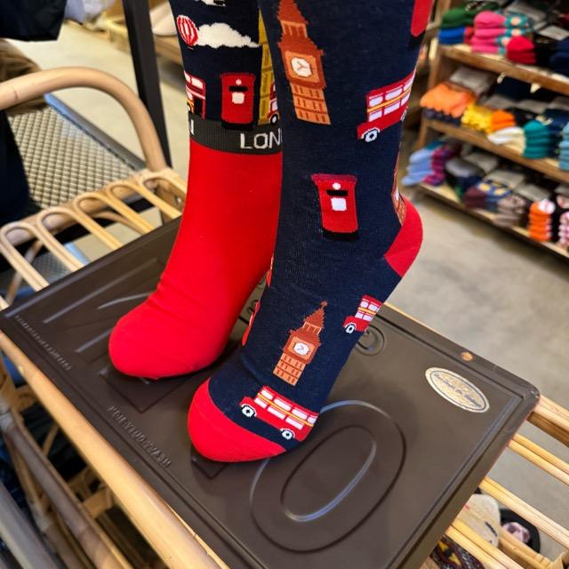 TOPANGA SOCKS Lady's　アシンメトリーソックス　イギリス　ビッグベン　ロンドン　ソックス　世界遺産　海外　旅行　足元ファッション　靴下　プチギフト　
