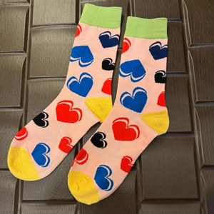 TOPANGA SOCKS Lady's　ビッグなハートソックス　ハート　レッドピンク　スニーカー　足元ファッション　靴下　ユニーク　プチギフト　クルーソックス