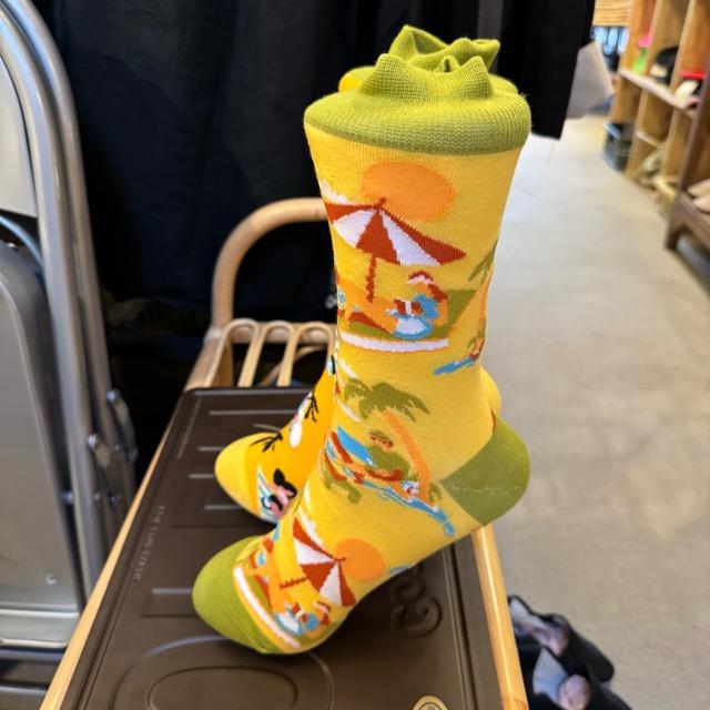 TOPANGA SOCKS Lady's　アシンメトリーソックス　バカンス　海　夏　太陽　ビーチ　南の島　スニーカー　足元ファッション　靴下　ユニーク　プチギフト　