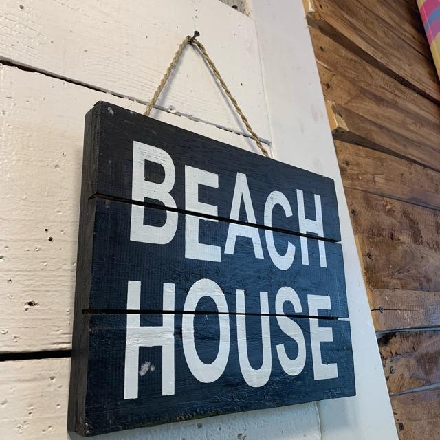 サインボード　BEACH HOUSE　アソート　英字　オールドウッド　リサイクルウッド　古材　DIY　看板 海　海の家