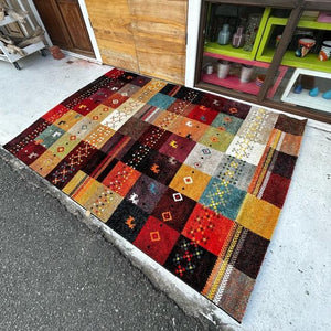 トルコ　ウィルトン織りのカーペット　レッド　160×230cm　玄関マット　ラグマット　キャンプ　アウトドアマット　