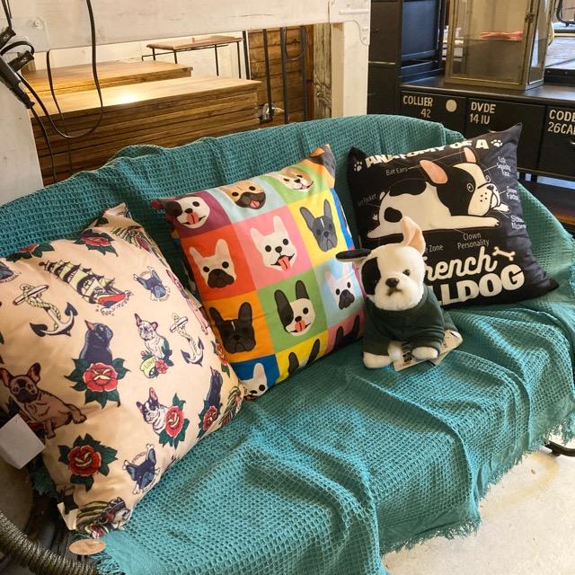 TOPANGA Homefurnishing フレブルクッションカバー　45×45cm　princess　フレンチブルドッグ　犬　ドッグ