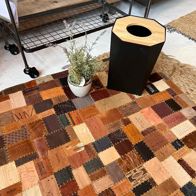 TOPANGA Homefurnishing　デニムレザーパッチフロアラグマット　80×140cm　ブラウンカラー　フロアマット　レザーラグ　二人掛けソファ　一畳分