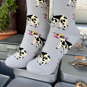 TOPANGA SOCKS Lady's　ニッコリ笑顔の牛さんソックス　ファッション　レディース　靴下　動物　グレー