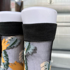 TOPANGA SOCKS 　シアーソックス　きいろいトリと大きな葉っぱ　ファッション　靴下　シアーソックス　レディース　小物