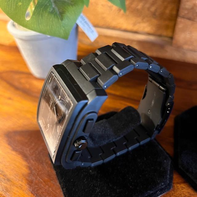 アウトドアスクエアウォッチ　全2色　アクセサリー　ユニセックス　腕時計　アナログ式　ファッション