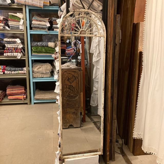 ブランデコ・トールミラー　ホワイト　シャビーシック　フレンチスタイル　ウォールミラー　壁掛けミラー　姿見鏡　アンティーク　ヴィンテージ