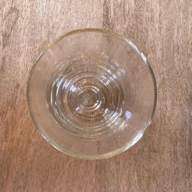 イランガラス　手吹きのゴブレット　コップ　ワイングラス　手吹きガラス　ジュース　パフェ　アルコールグラス
