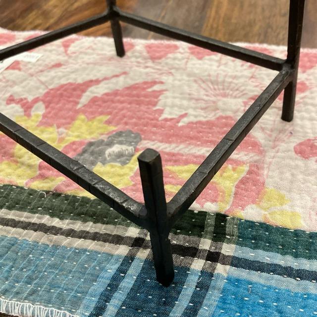 Indian Handmade Black Iron Arch Plate Stand Large Stand Tabletop Simple Antique Shop Easel Dish Stand