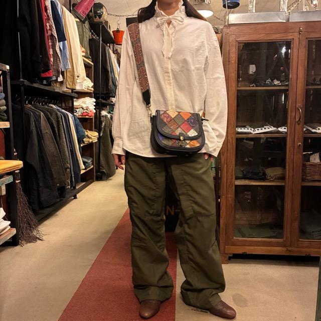 ICHI Peach Washer Neck Ruffle Shirt, White, Natural Cotton, Women's Blouse, Knit Shirt, Layering Shirt, Long Sleeve　