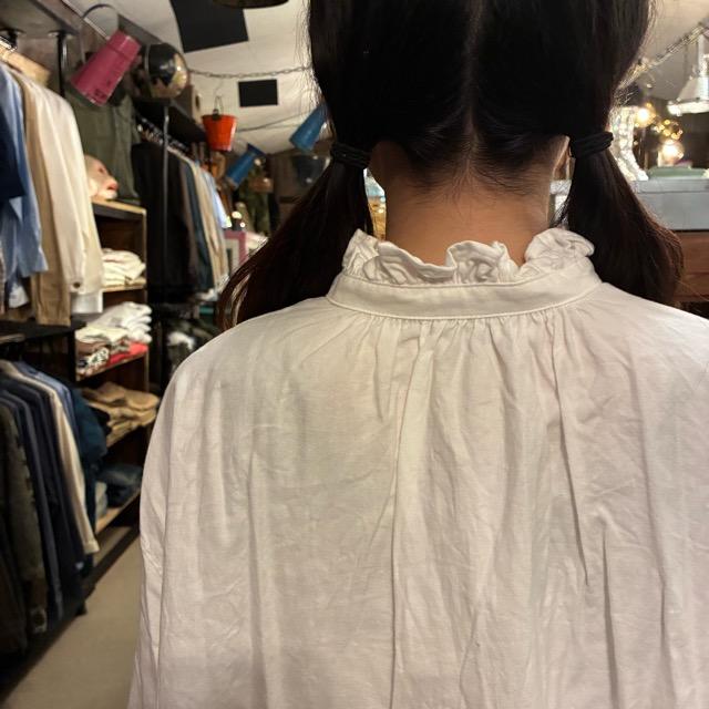 ICHI Peach Washer Neck Ruffle Shirt, White, Natural Cotton, Women's Blouse, Knit Shirt, Layering Shirt, Long Sleeve　