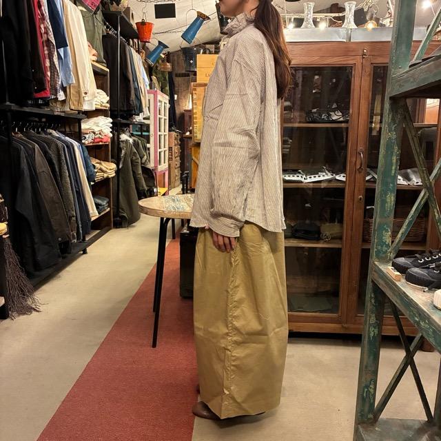 ICHI Women's Indigo Selvedge Striped Ruffle Neck Shirt in Natural Cotton. Perfect for Layering, Long Sleeves, and Knitwear. White.