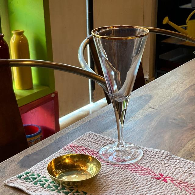 PASABAHCE　パサバチェ　ヴィ−ラインワイングラス　260cc　トルコ　シャンパングラス　サワーグラス　アルコールグラス