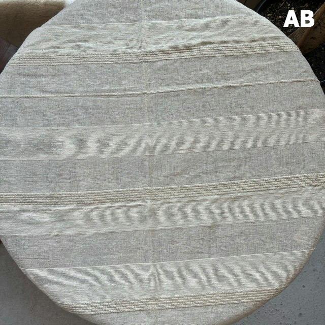 インド　ナチュラルコットン手織り テーブルクロス　110x110cm　マルチクロス　マルチカバー　ホワイト　アイボリー　ベッドカバー　