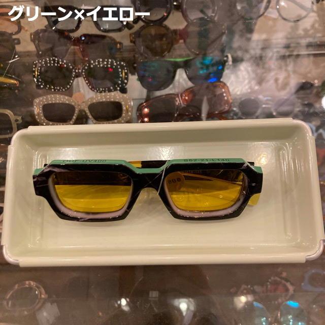 TOPANGA Accessory トップカラースクエアサングラス　全4色　ホワイト　レッド　ブルー　グリーン　伊達眼鏡　だてメガネ　レディース　メンズ　UV400