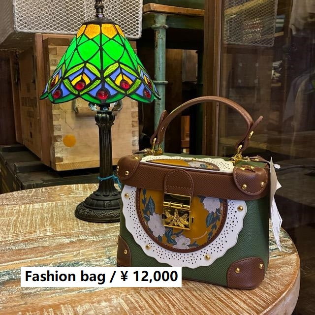 Topanga Accessory　ティータイムデコレーションバニティバッグ　グリーン　レース　ファッション　バッグ　肩掛けバッグ　ショルダーバッグ　小物　レザー