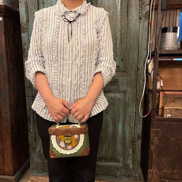Topanga Accessory　ティータイムデコレーションバニティバッグ　ホワイト　レース　ファッション　バッグ　肩掛けバッグ　ショルダーバッグ　小物　レザー