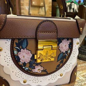 Topanga Accessory　ティータイムデコレーションバニティバッグ　ホワイト　レース　ファッション　バッグ　肩掛けバッグ　ショルダーバッグ　小物　レザー