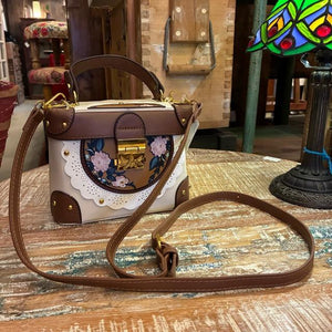 Topanga Accessory　ティータイムデコレーションバニティバッグ　ホワイト　レース　ファッション　バッグ　肩掛けバッグ　ショルダーバッグ　小物　レザー