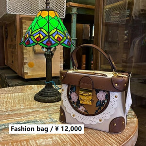 Topanga Accessory　ティータイムデコレーションバニティバッグ　ホワイト　レース　ファッション　バッグ　肩掛けバッグ　ショルダーバッグ　小物　レザー