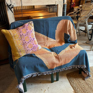 TOPANGA Homefurnishing　バードマンスローケット　130×180cm　ブルー　オレンジ　マルチカバー　ベッドカバー　アウトドア　インテリア　壁掛け　タペストリー