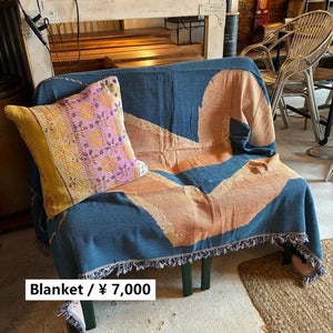 TOPANGA Homefurnishing　バードマンスローケット　130×180cm　ブルー　オレンジ　マルチカバー　ベッドカバー　アウトドア　インテリア　壁掛け　タペストリー