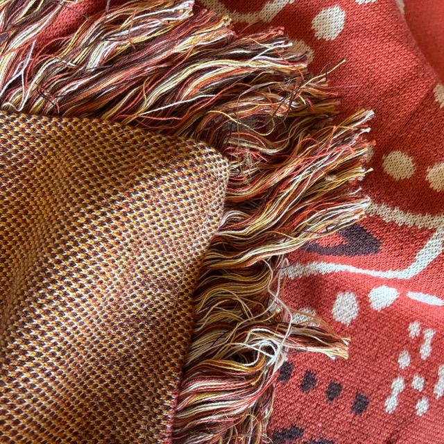 TOPANGA Homefurnishing　アートニットブランケット　トライバル　130×160cm　レッド　マルチカバー　ベッドカバー　アウトドア　壁掛け　タペストリー