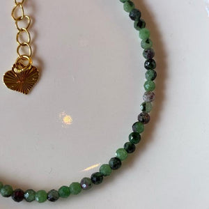 TOPANGA Jewelry　ミニジェムブレスレット　エメラルド　ルビー　グリーン　ナチュラルストーン　天然石　パワーストーン　ペンダント　クリスタル