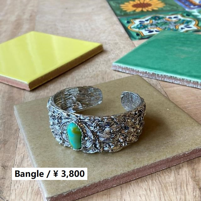 TOPANGA Jewelry　ボヘミアンターコイズバングル　アマゾン　ブレスレット　シルバー　ヴィンテージ　BOHO　インディアンジュエリー