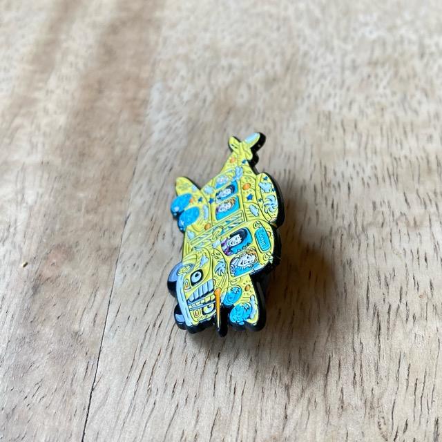 TOPANGA Jewelry　ピンブローチ　FLYING BUS Zoom!　バス　プレゼント　プチギフト　プレゼント  　アクセサリー