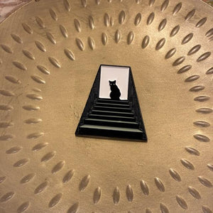 TOPANGA Jewelry Pin Brooch Cat on Stairs