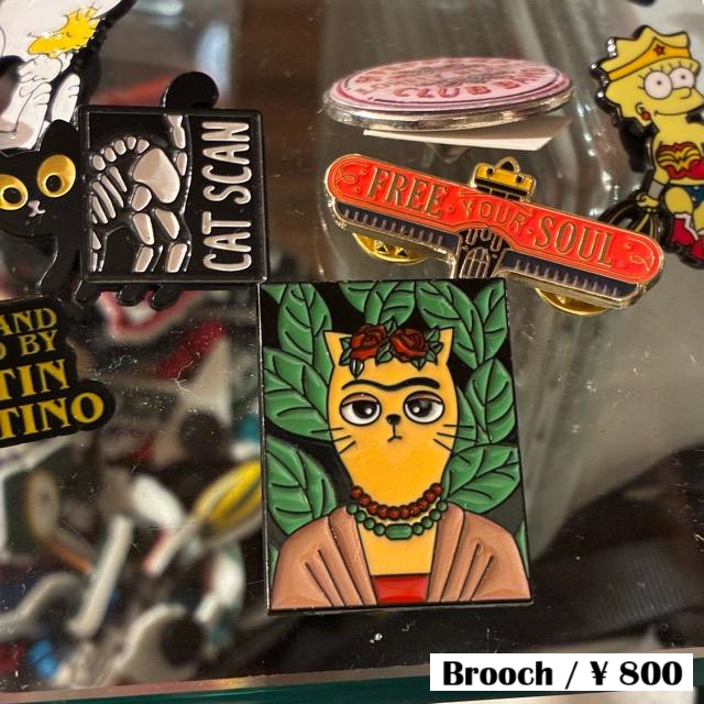 TOPANGA Jewelry Pin Brooch Frida Cat
