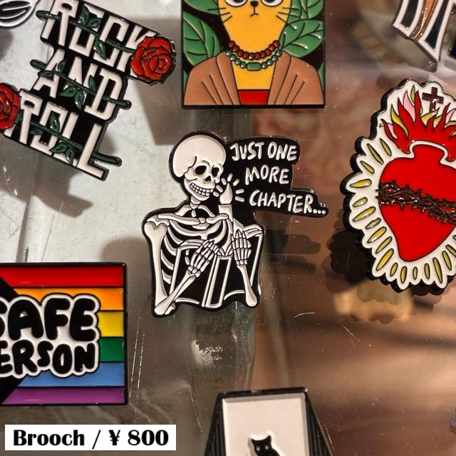 TOPANGA Jewelry Pin Brooch JUST ONE MORE CHAPTER