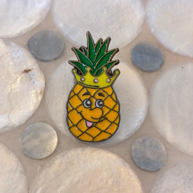 TOPANGA Jewelry Pin Brooch King of Pineapples
