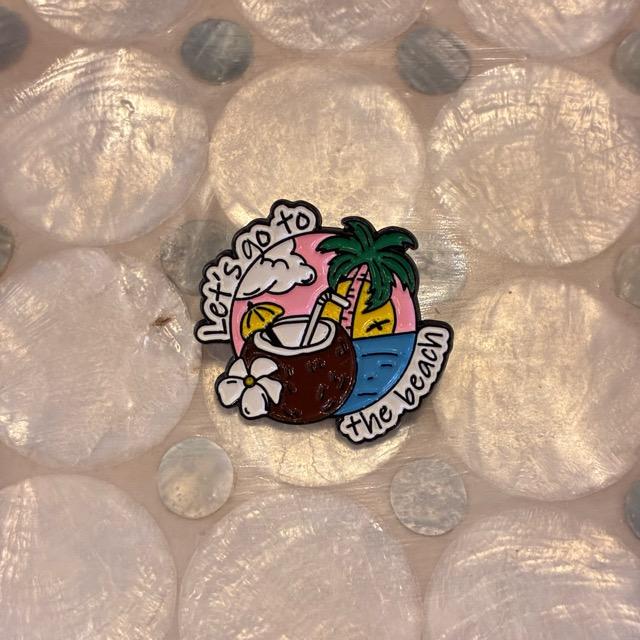 TOPANGA Jewelry Pin Brooch Let's go to the beach