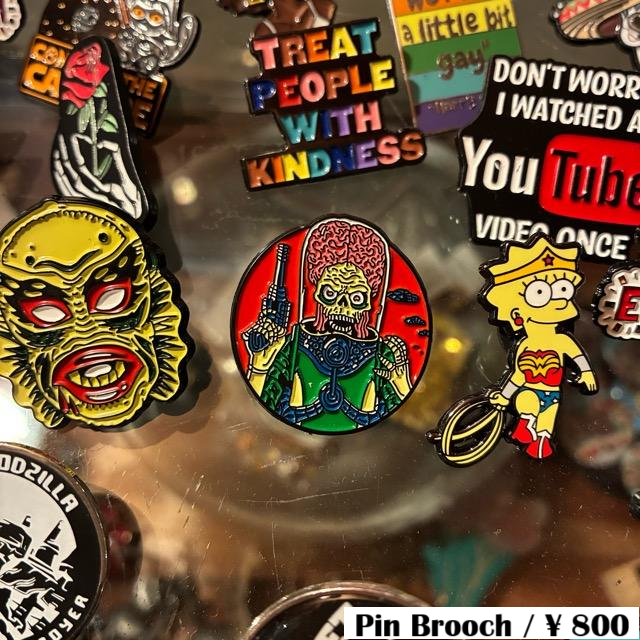 TOPANGA Jewelry Pin Brooch Invader