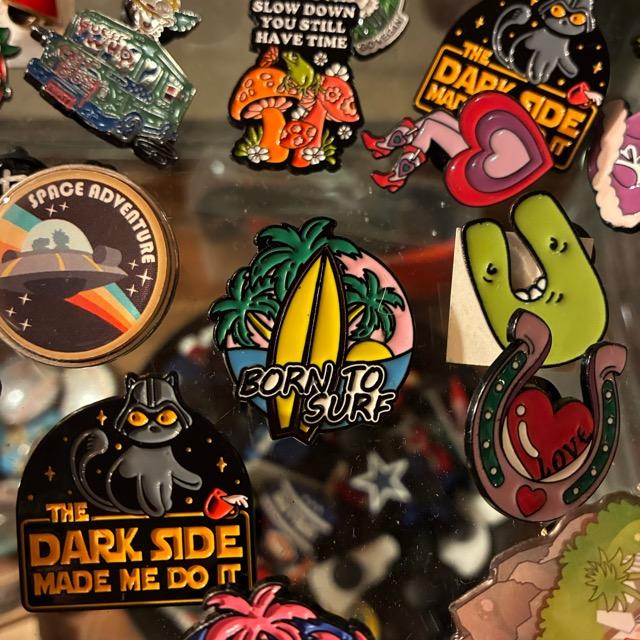 TOPANGA Jewelry Pin Brooch BORN TO SURF