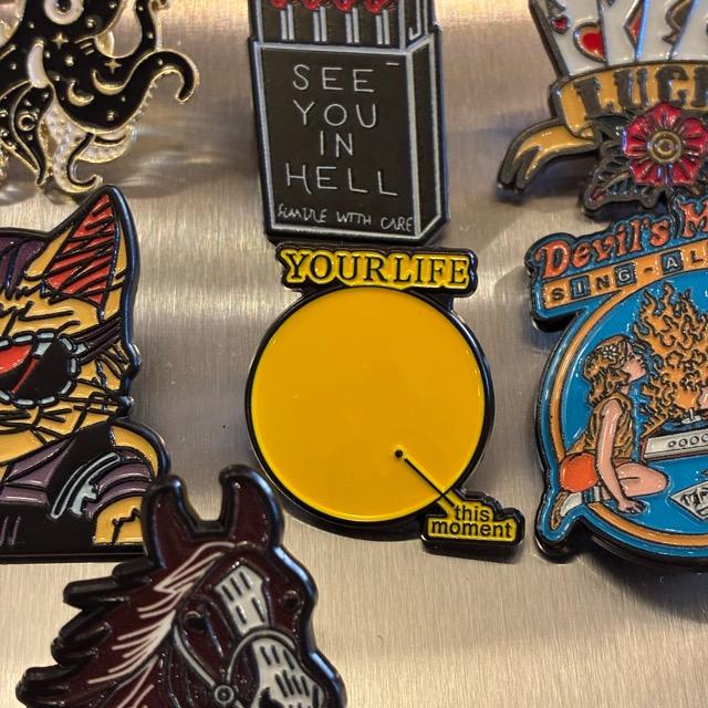 TOPANGA Jewelry Pin Brooch YOUR LIFE this moment