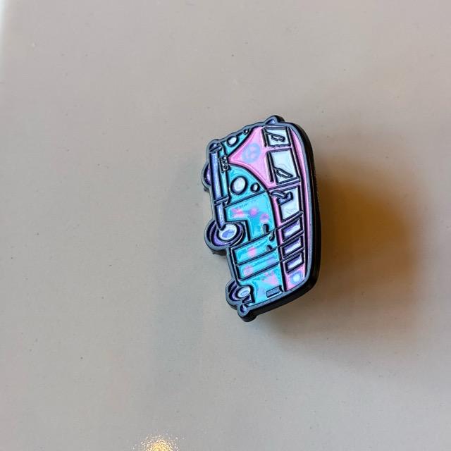 TOPANGA Jewelry Pin Brooch Bus