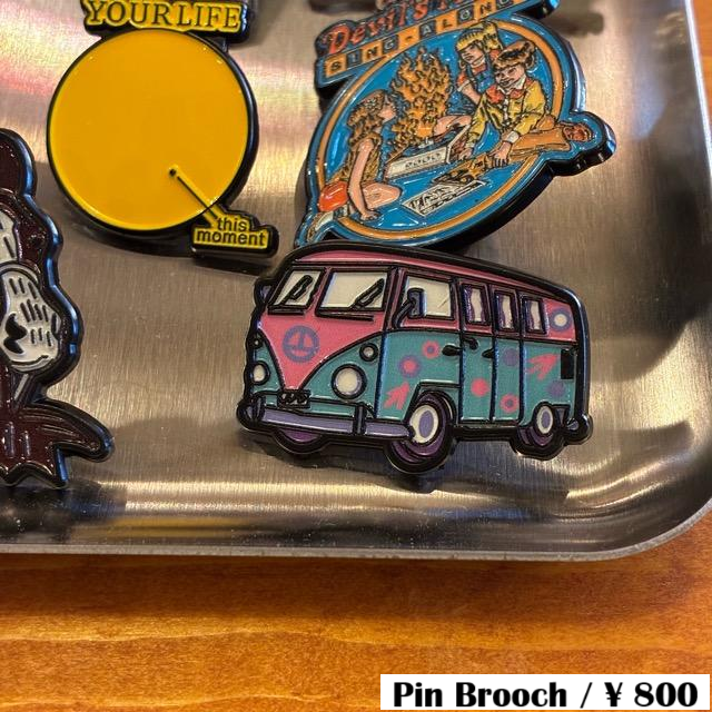 TOPANGA Jewelry Pin Brooch Bus