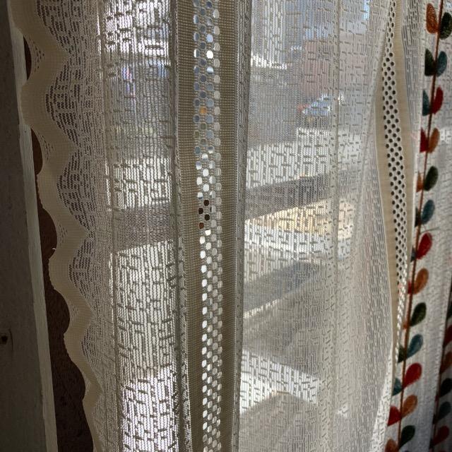 TOPANGA Fabric　リーフエンブロイダリーレースカーテン　140×160cm　刺繍カーテン　スカラップ　レトロ　シアーカーテン　カントリー　カーテンポール