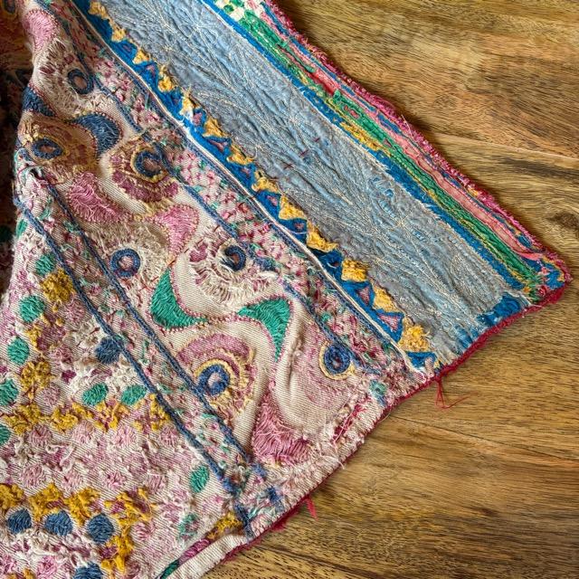 INDIA　Vintage Rabari embroidered fabric　70×190cm　28000-1