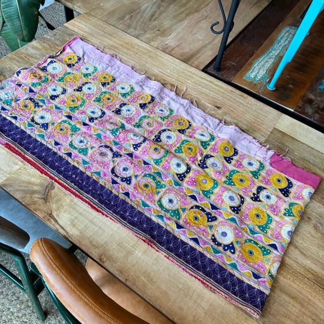 INDIA Vintage Rabari embroidered fabric 50×190cm 24000-1