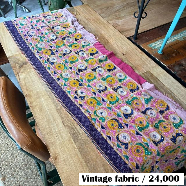 INDIA Vintage Rabari embroidered fabric 50×190cm 24000-1