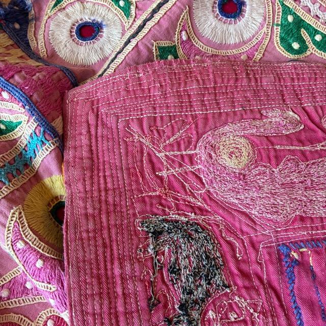 INDIA　Vintage Rabari embroidered fabric　62×180cm　25000-1