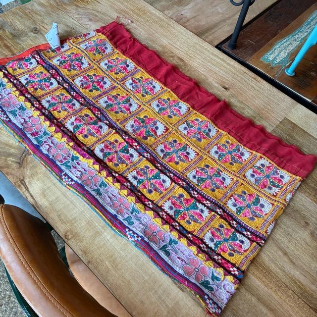 INDIA　Vintage Rabari embroidered fabric　50×170cm　22000-1